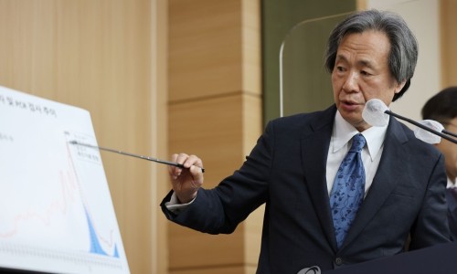 해외 입국자 코로나 검사 폐지 검토!